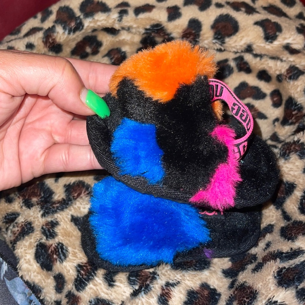 Ugg Party 🎉 Spot Slippers 🖤💙🧡💜💓 Size 2/3